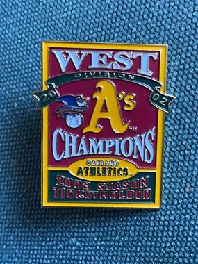 Oakland A’s 2003 Season Ticket Holder Pin MLB